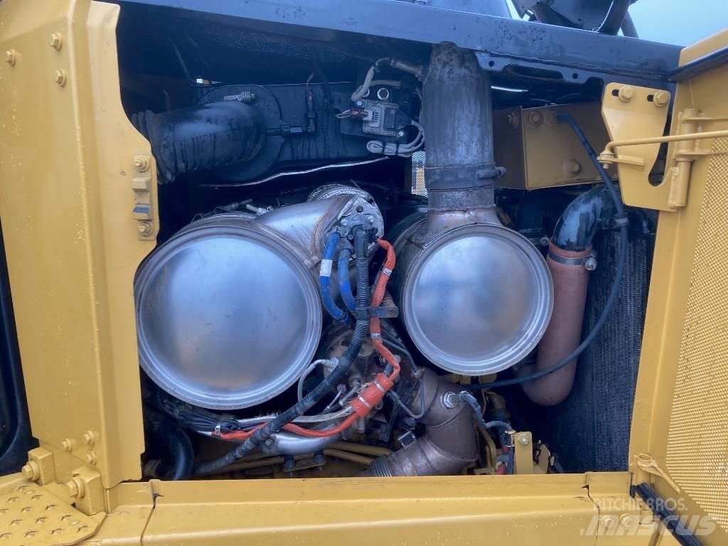 CAT D 6 LGP Dozere Beltegående