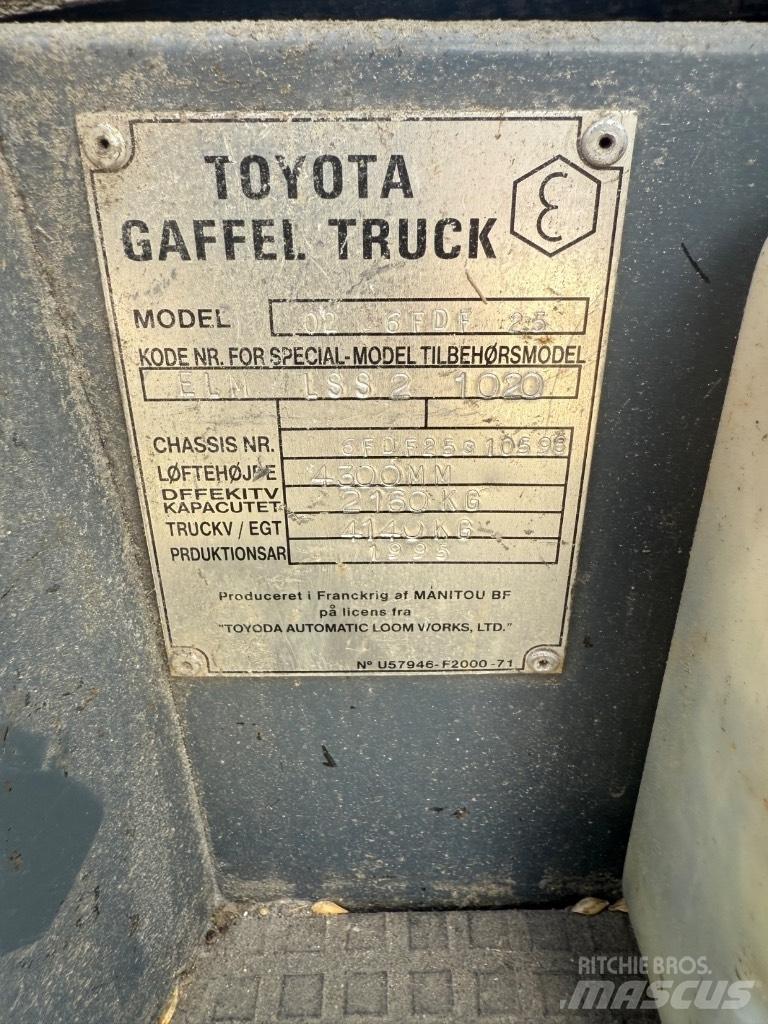Toyota FD 25 Diesel Trucker
