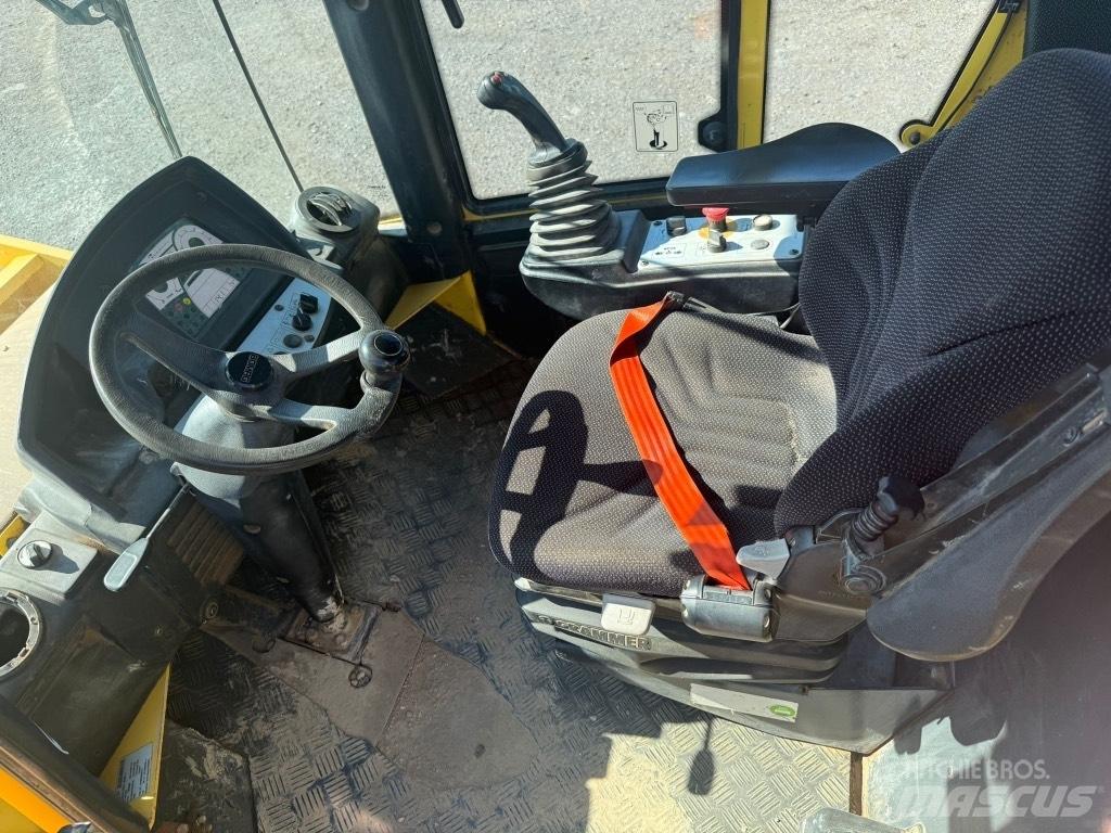 Bomag BW 213 D H-4 Hjullaster til komprimering