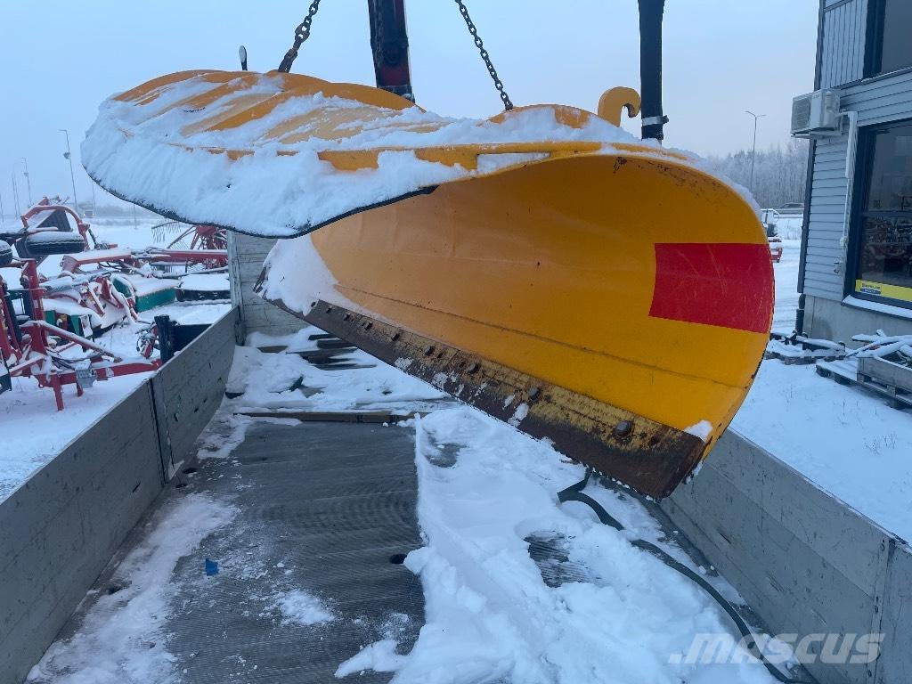 Vuomet 13 H Lumiaura Snøploger- og skjær