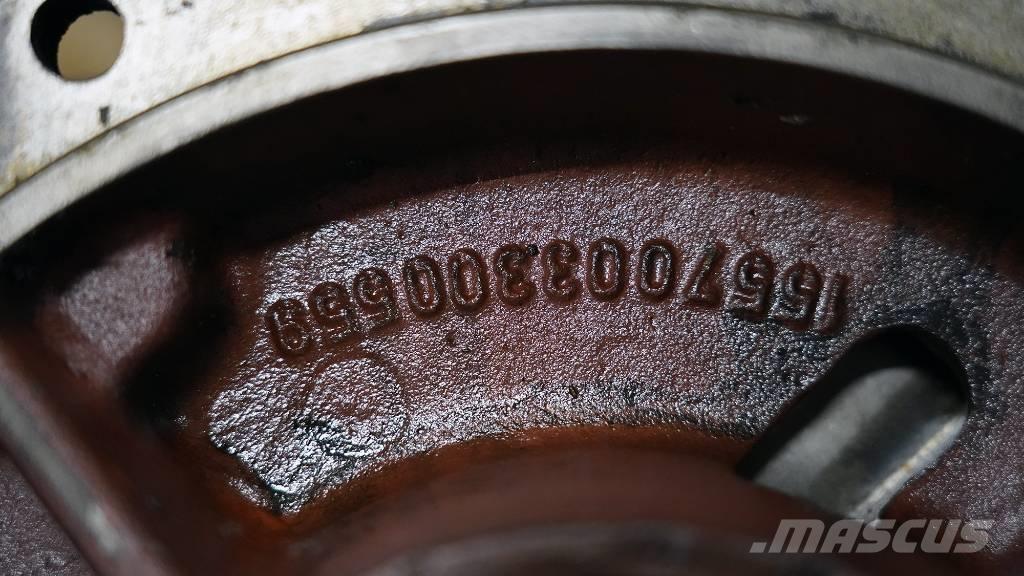 CASE CS 86 Bromshus Bremser