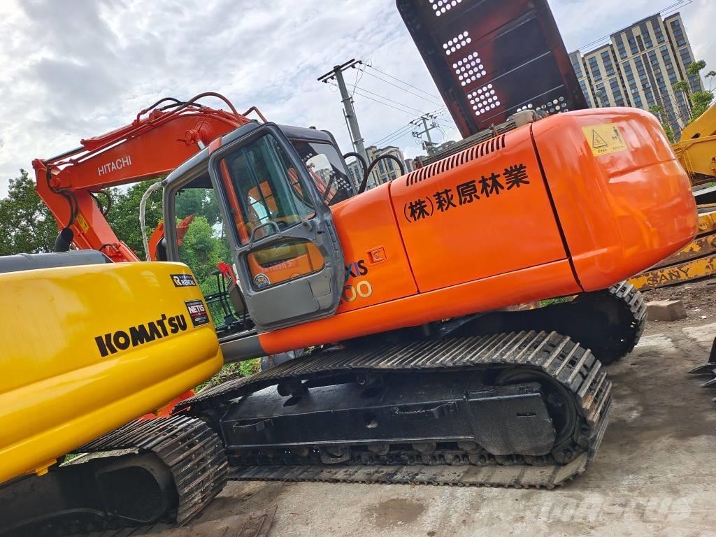 Hitachi EX 200-1 Beltegraver