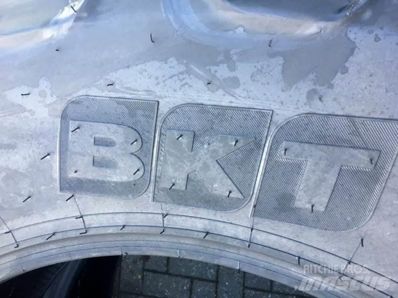 BKT 520/70 R 38 Dekk, hjul og felger