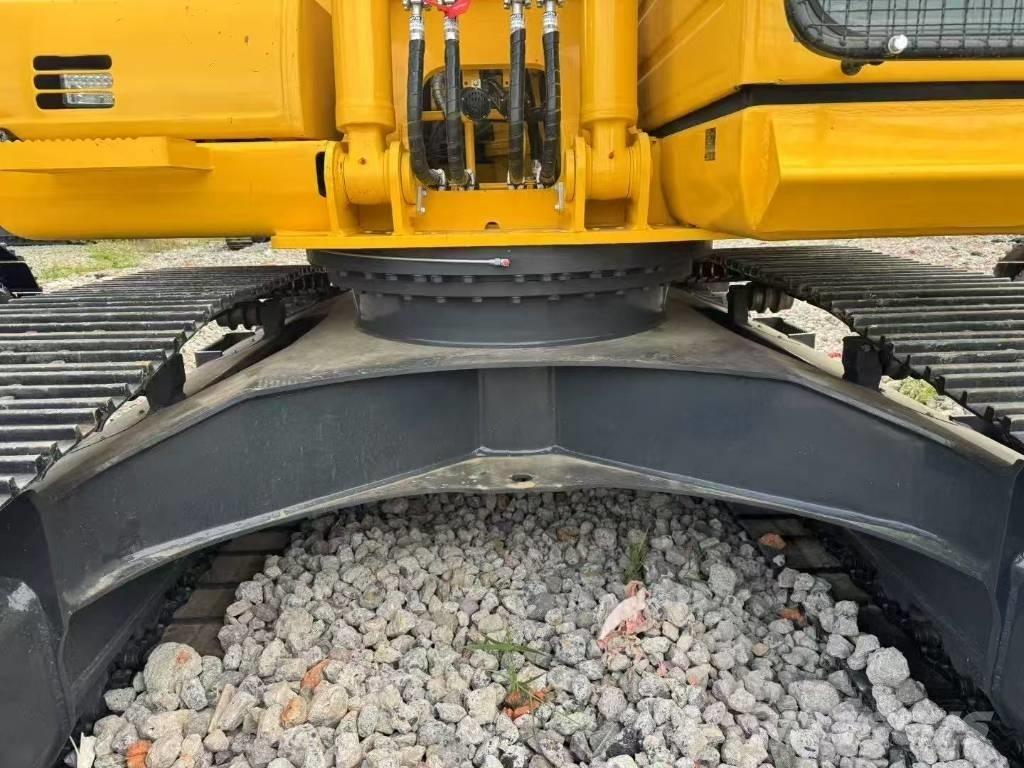 Komatsu 200-8 Beltegraver