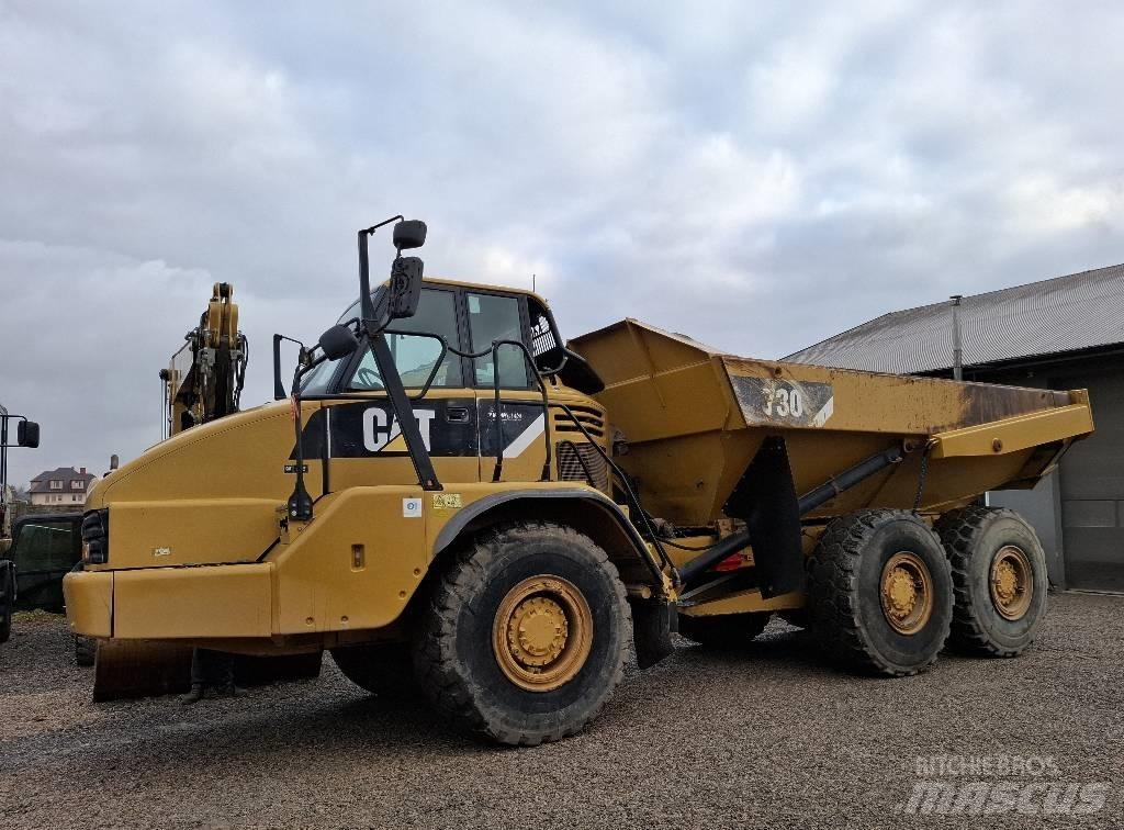 CAT 730 Rammestyrte Dumpere