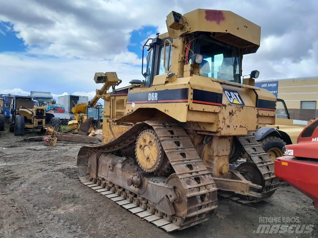 CAT D 6 R III Dozere Beltegående