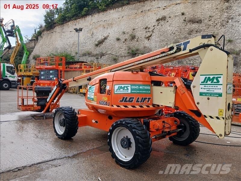 JLG 600 AJ Leddede bomlifter