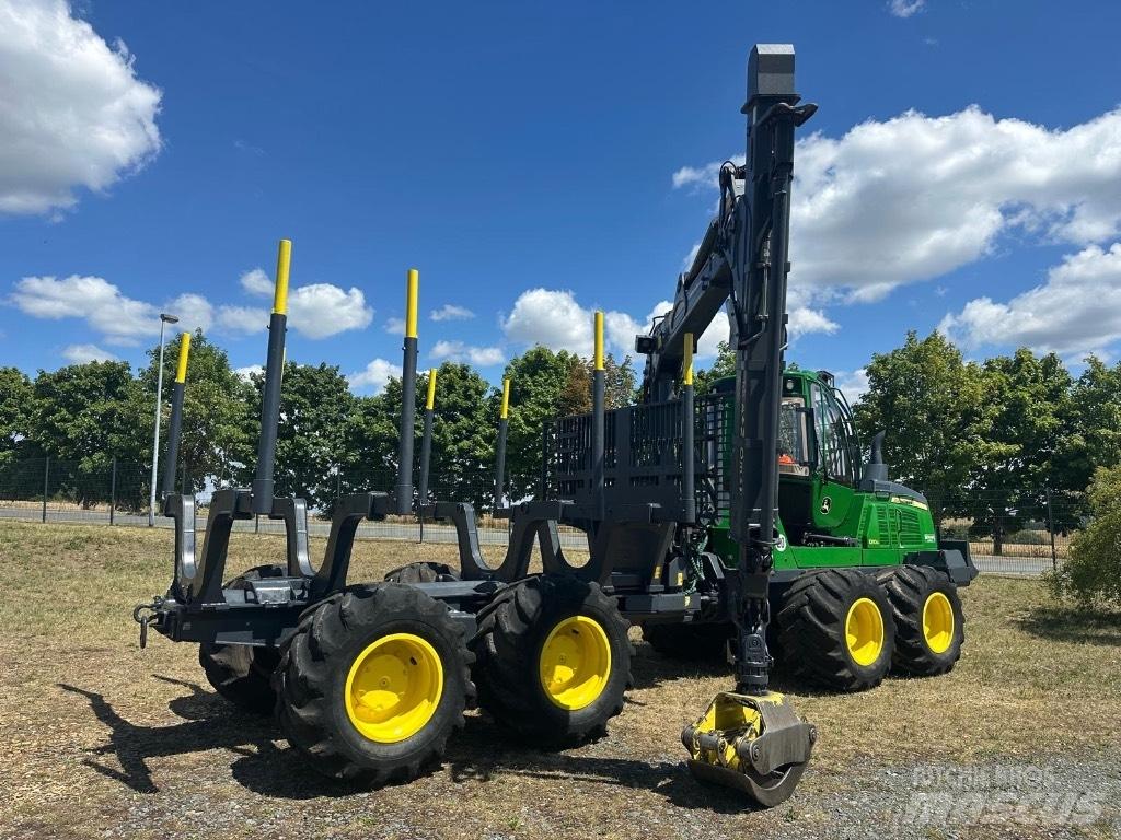 John Deere 1210G Lassbærere