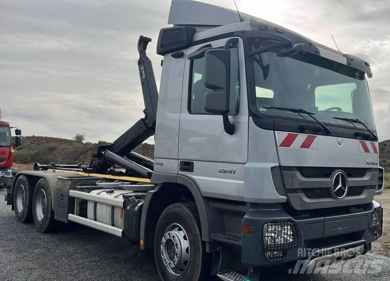 Mercedes-Benz 2641 Containerbil