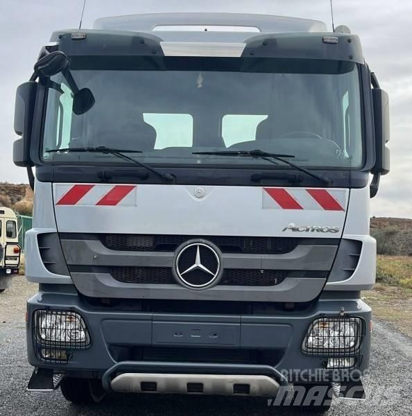 Mercedes-Benz 2641 Containerbil