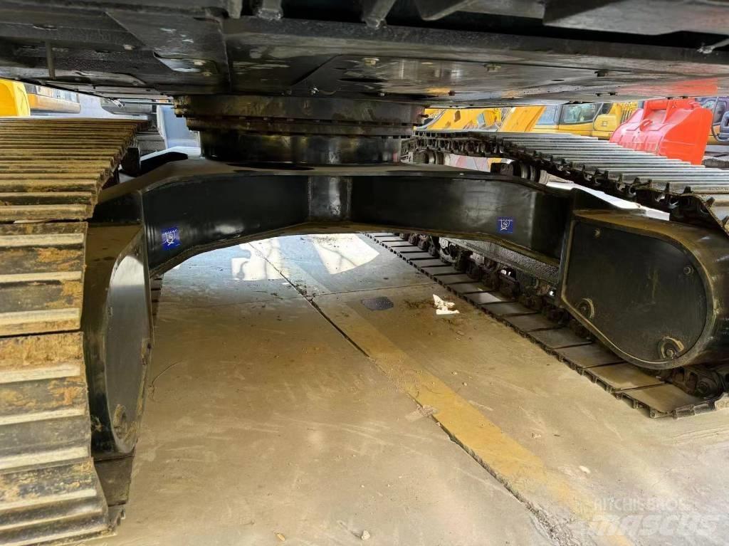 Hyundai R220LC-9S Beltegraver