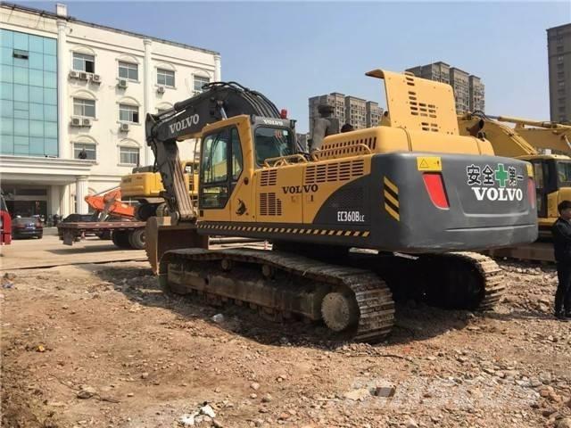 Volvo EC 360 B LC Beltegraver