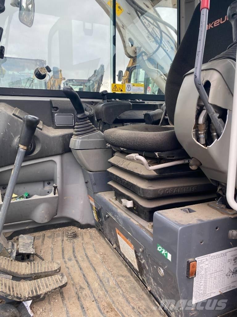 Takeuchi TB 240 Minigravere <7t