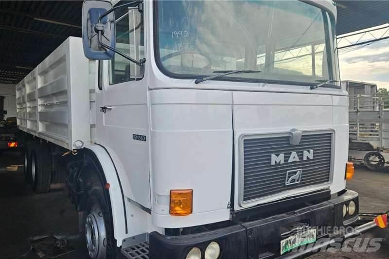MAN 30-240 Andre lastebiler