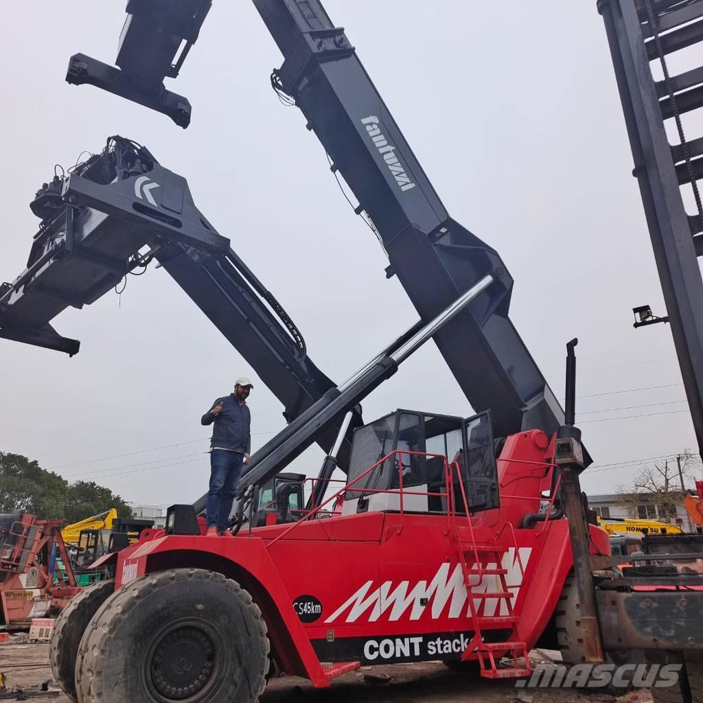 Fantuzzi CS 45 KM Reachstackere
