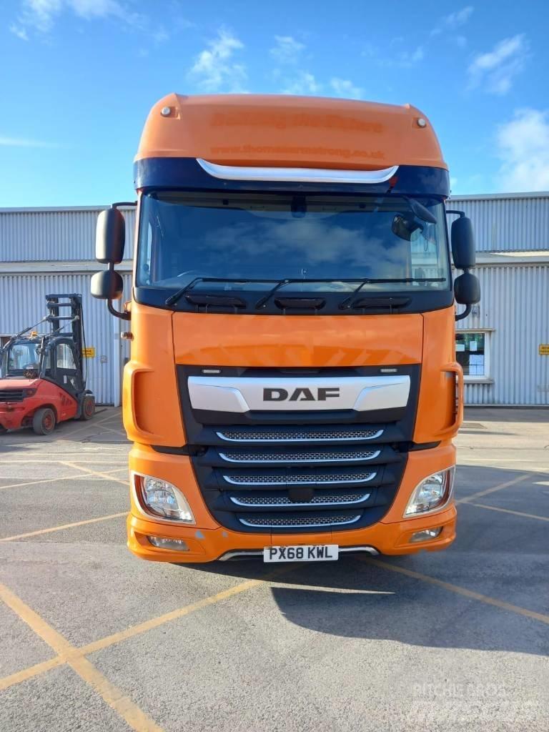 DAF 105 530 Trekkvogner