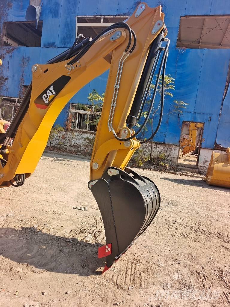CAT 420F  NEW MACHINE Traktorgravere