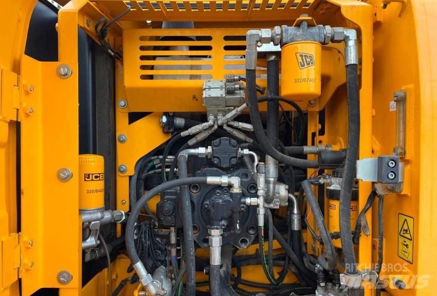 JCB JS 220 N LC Beltegraver