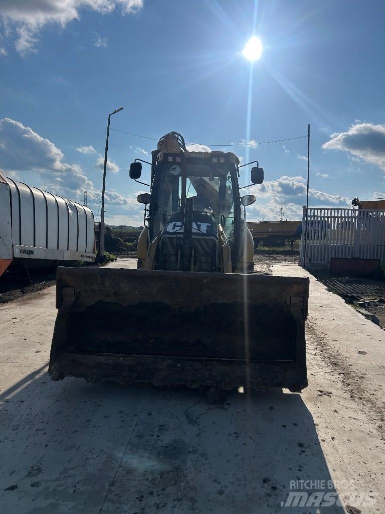 CAT 422 E Traktorgravere