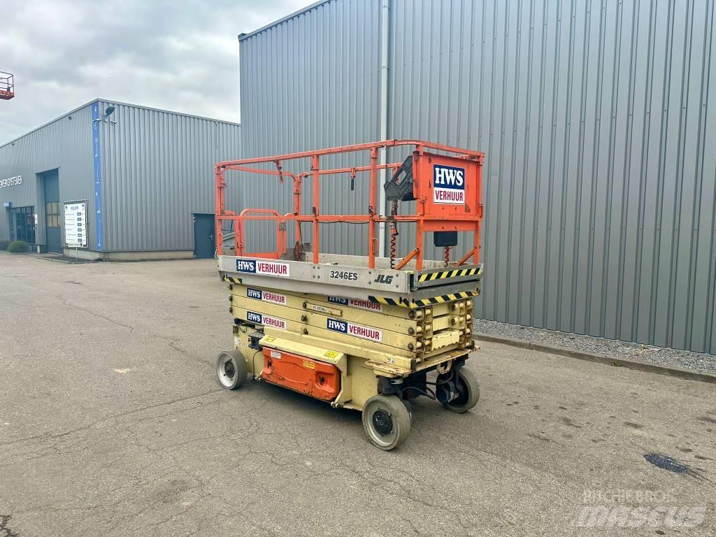 JLG 3246 ES Sakselifter