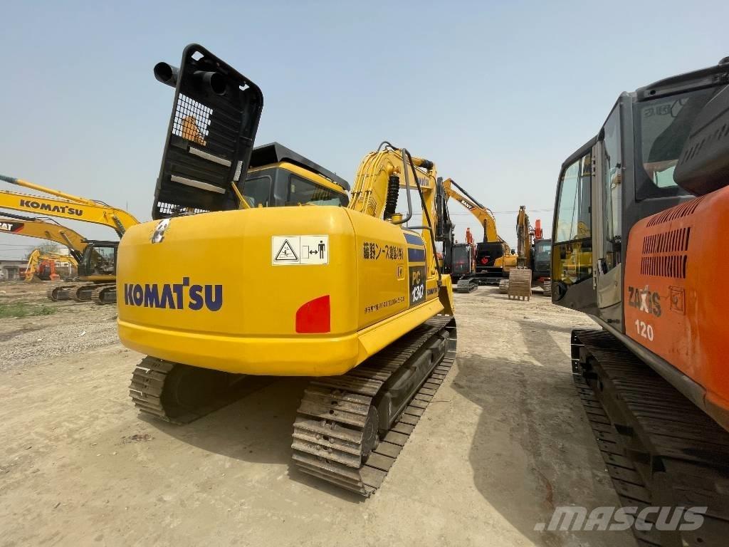 Komatsu PC 130 Beltegraver