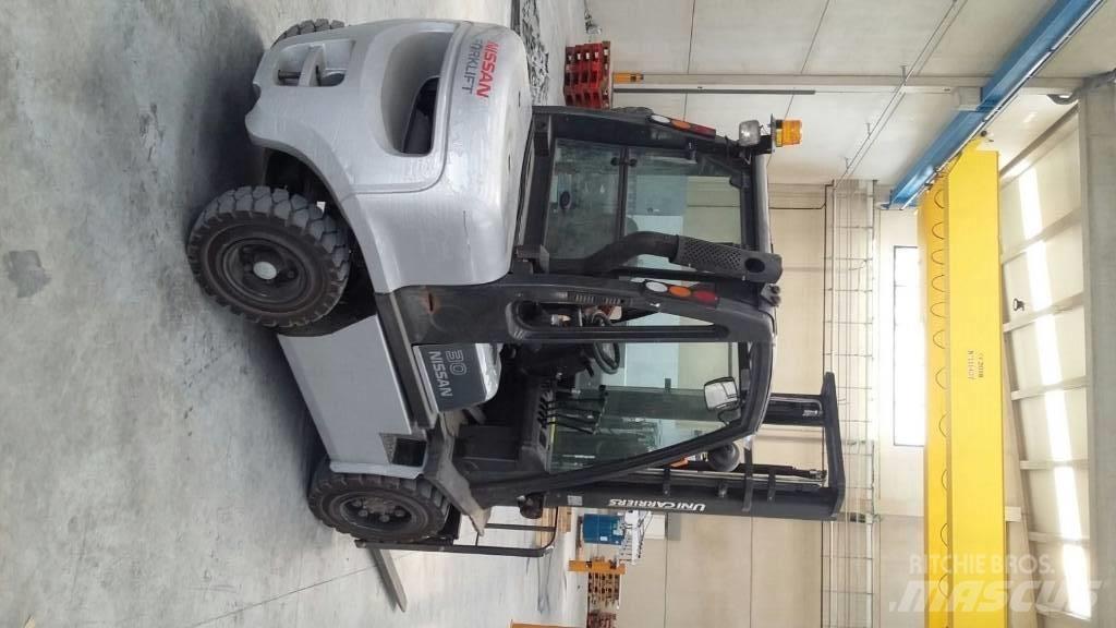 Nissan FGD02A30Q Diesel Trucker