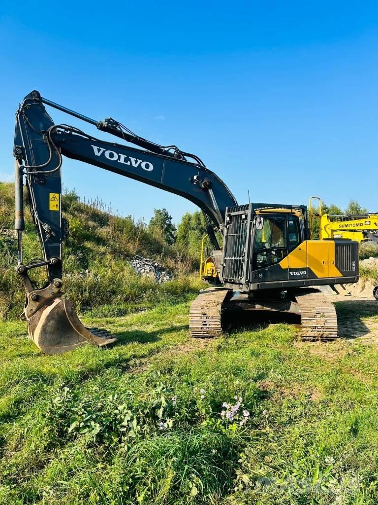 Volvo EC 220 E Beltegraver