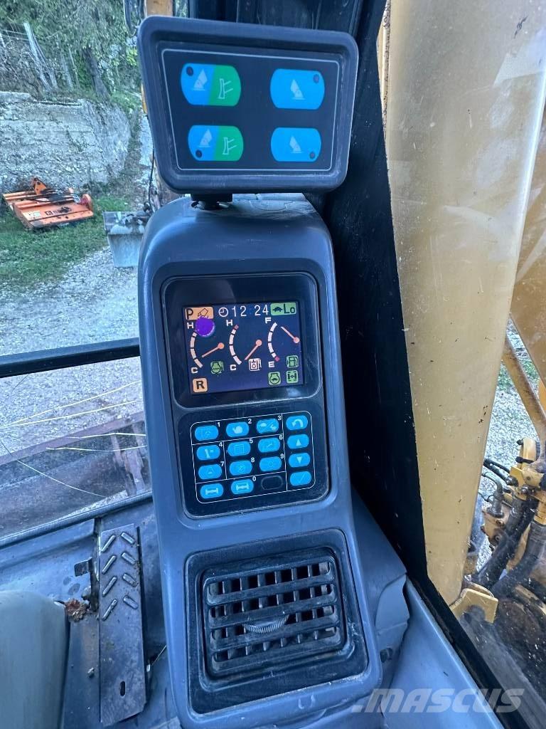 Komatsu PW 160-7E0 Hjulgravere