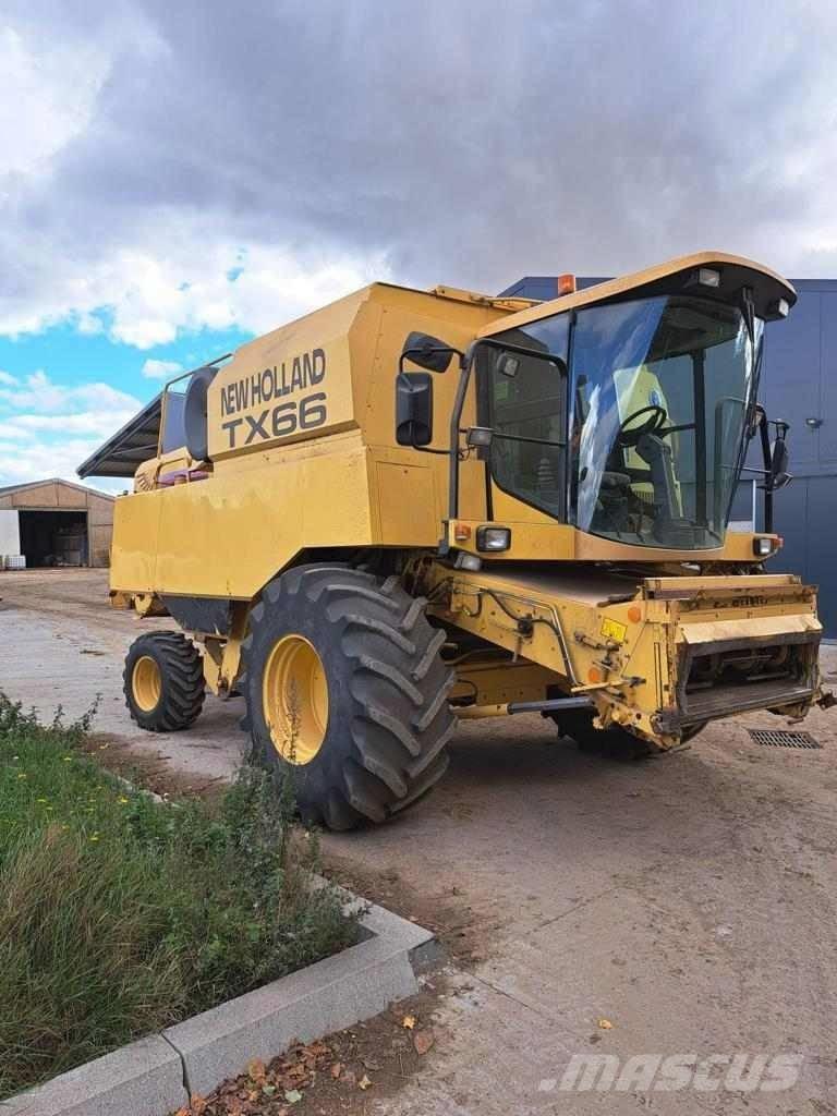 New Holland TX 66 Skurtreskere