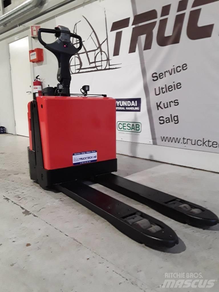 BT LPE 200 Lavtløftende truck med platform