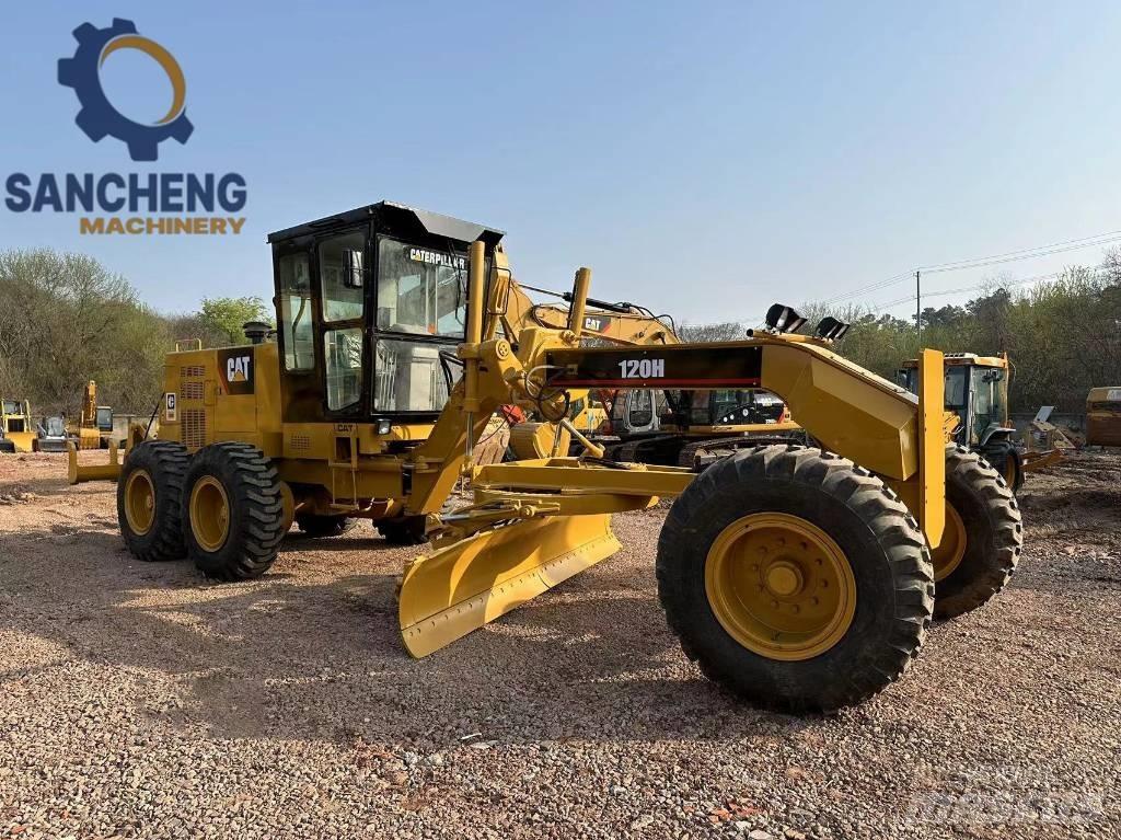 CAT 120 H Veihøvler