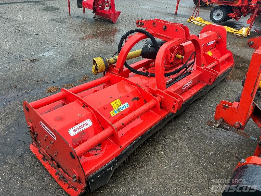 Maschio Bisonte 300 Slåmaskiner