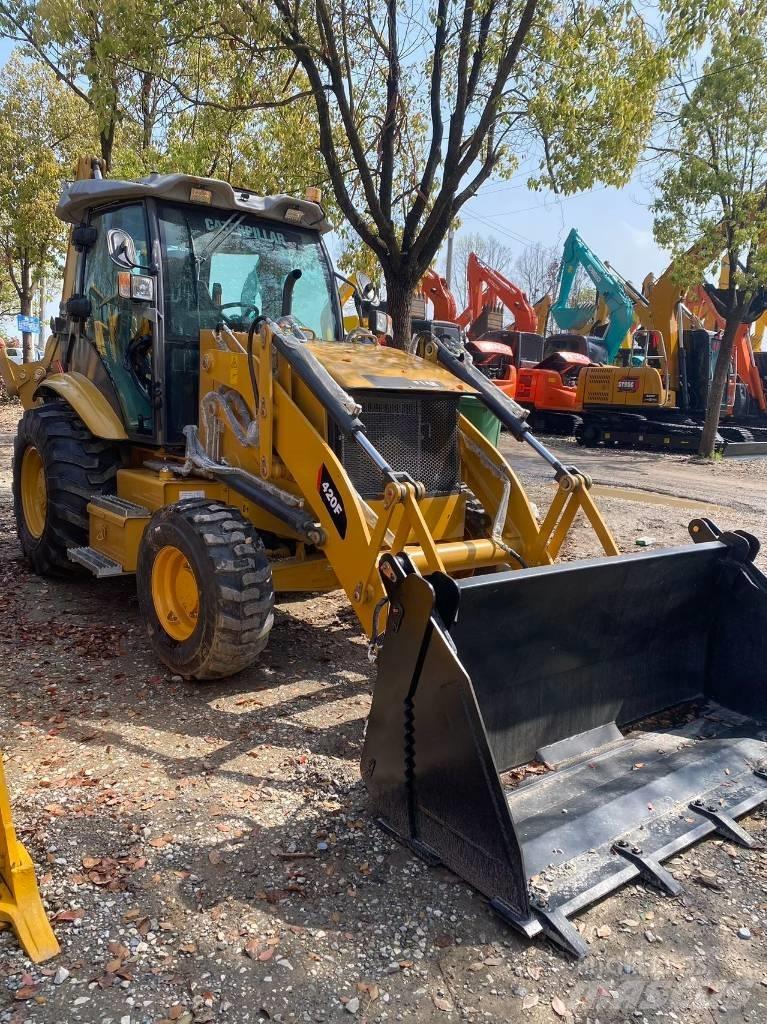 CAT 420 F Traktorgravere