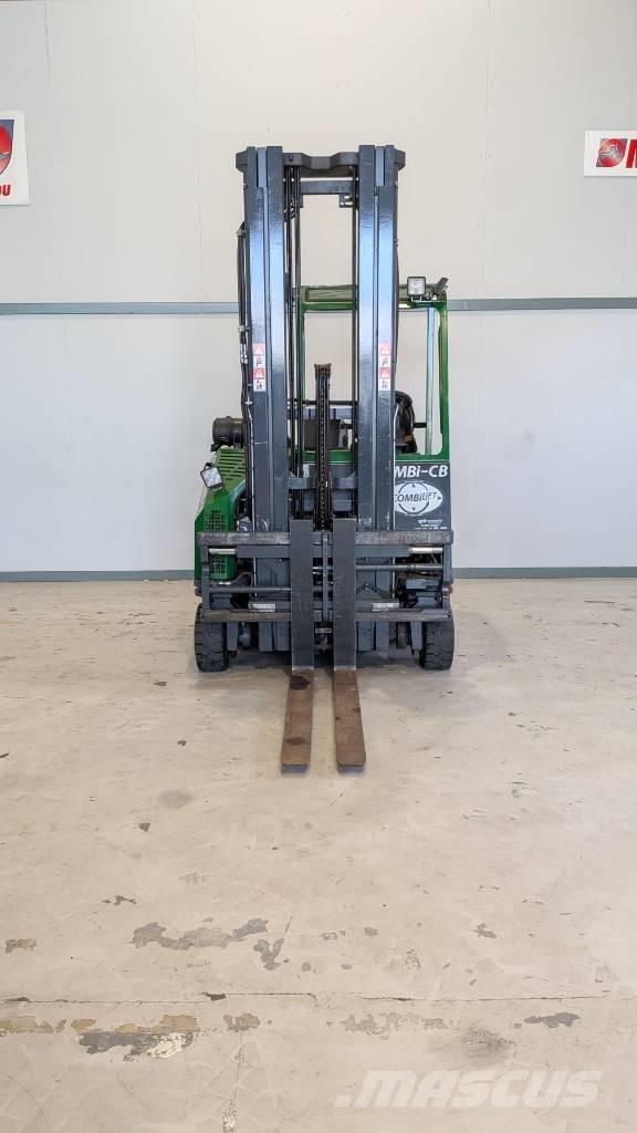 Combilift CB 3000 4-veis truck