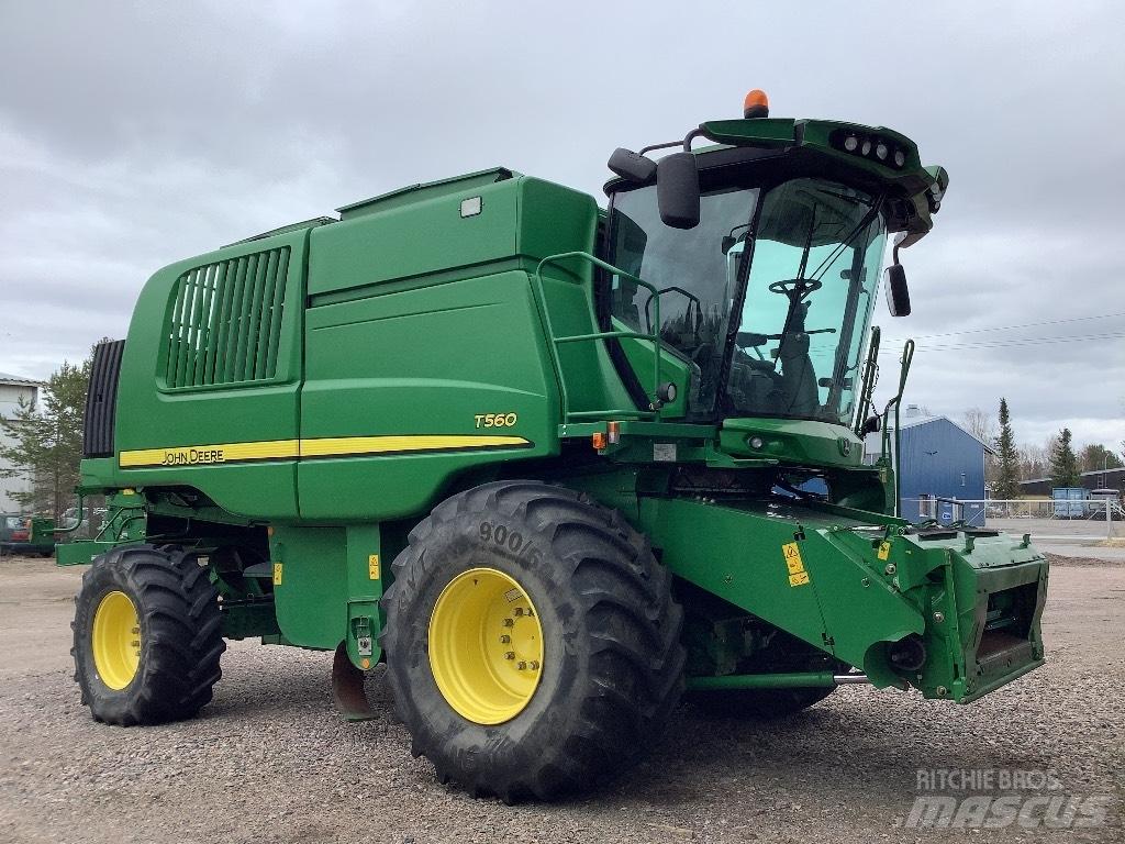 John Deere T560 Skurtreskere