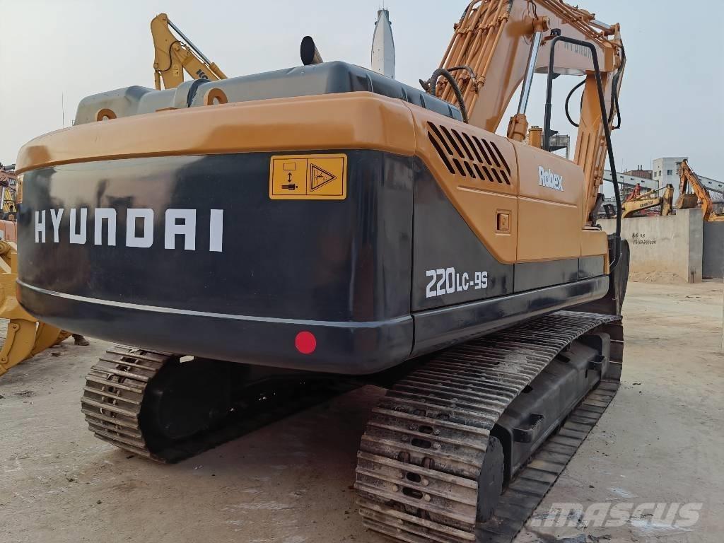 Hyundai 220LC-9S Beltegraver