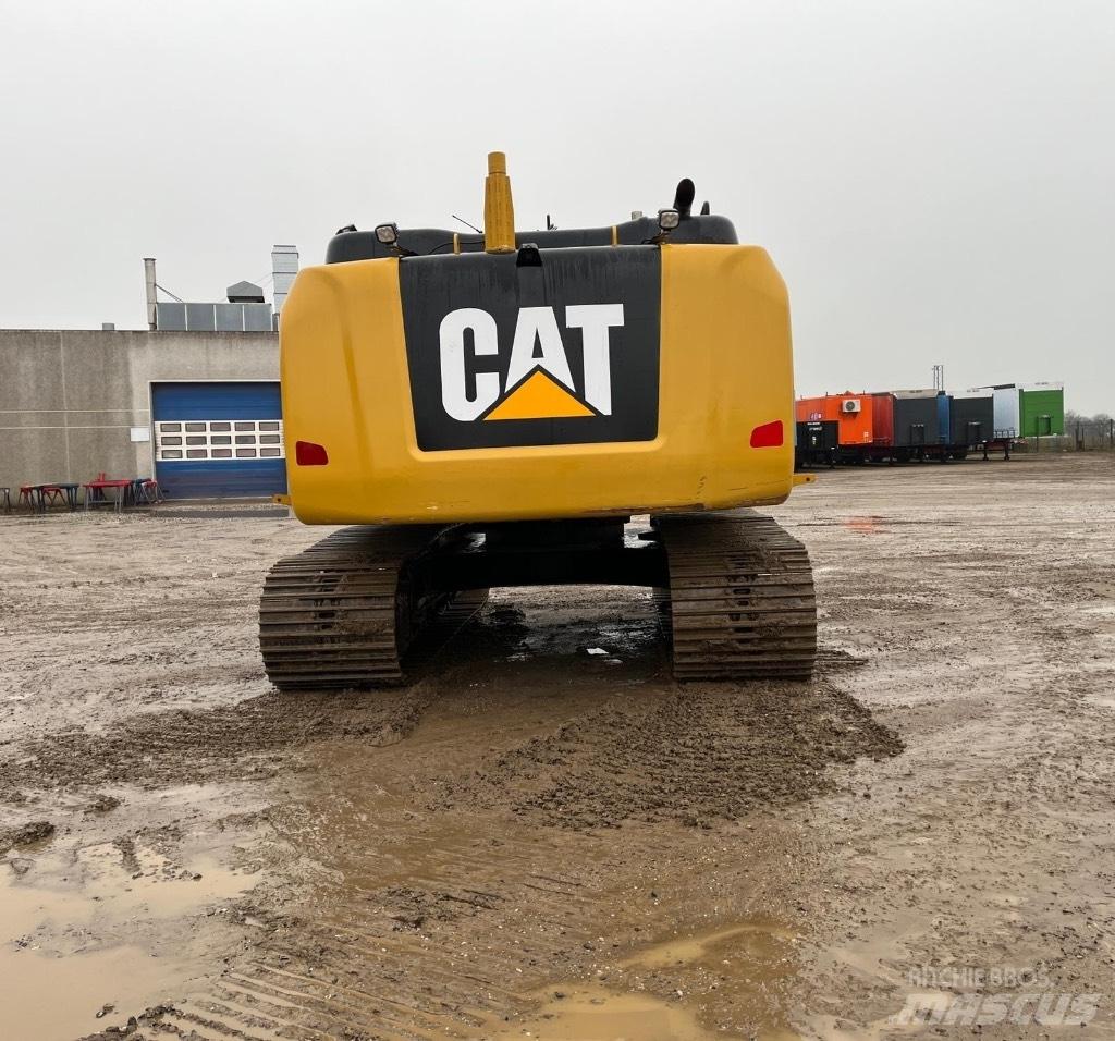 CAT 323 F L Beltegraver
