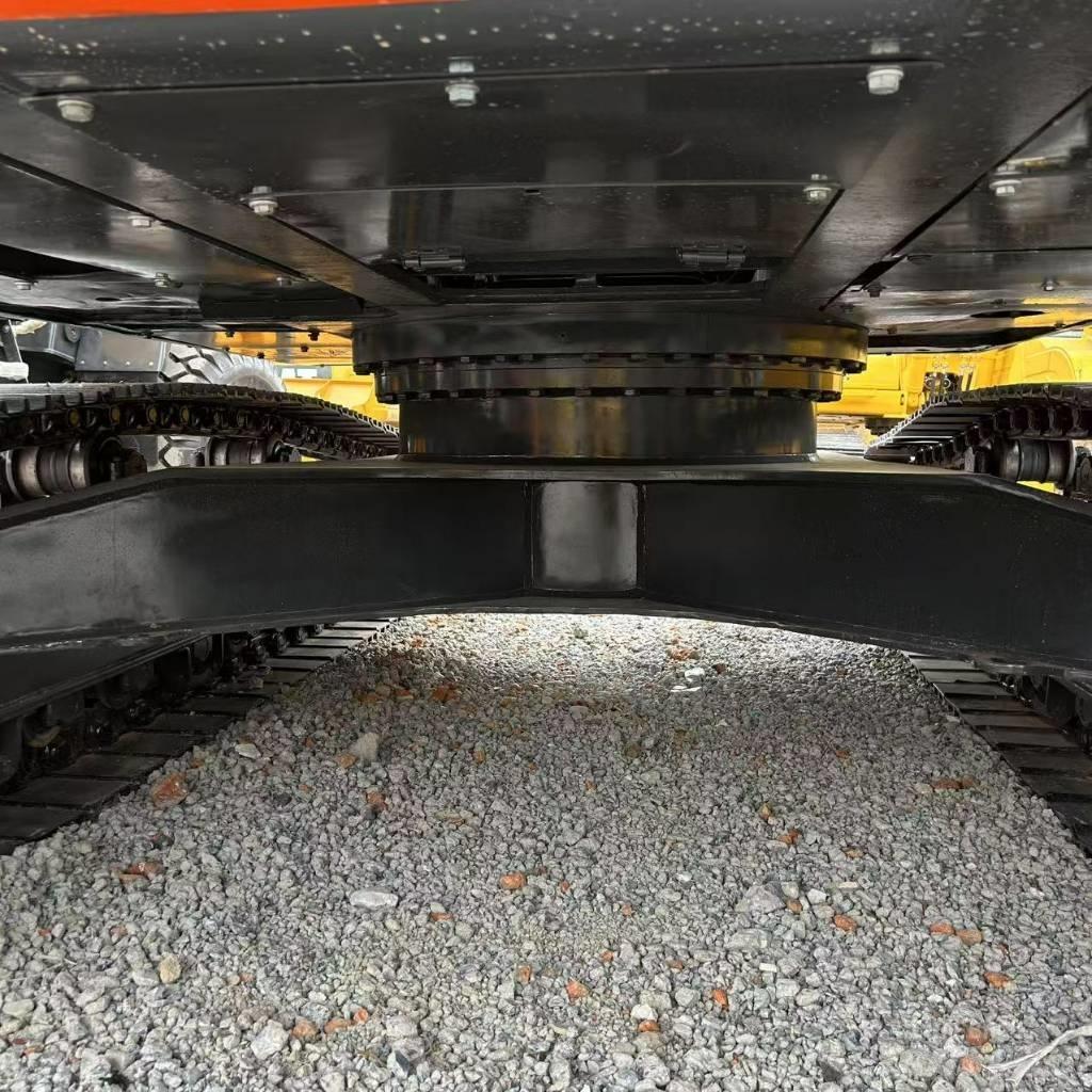 Doosan 300LC-9C Beltegraver