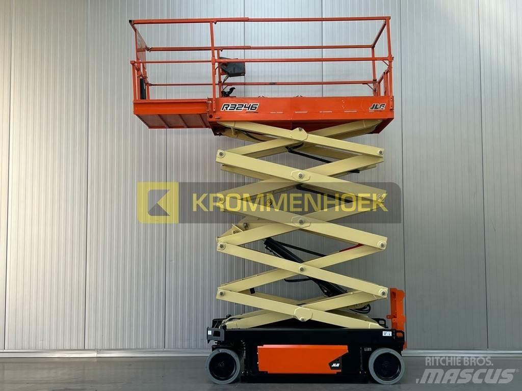 JLG R 3246 Sakselifter