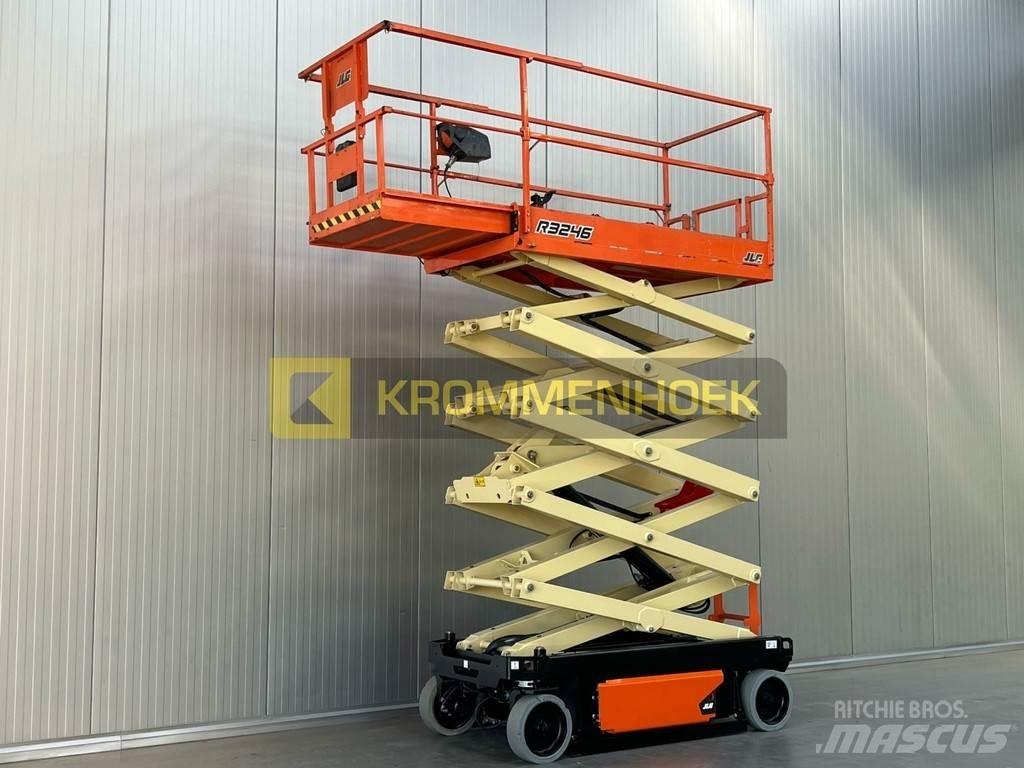 JLG R 3246 Sakselifter