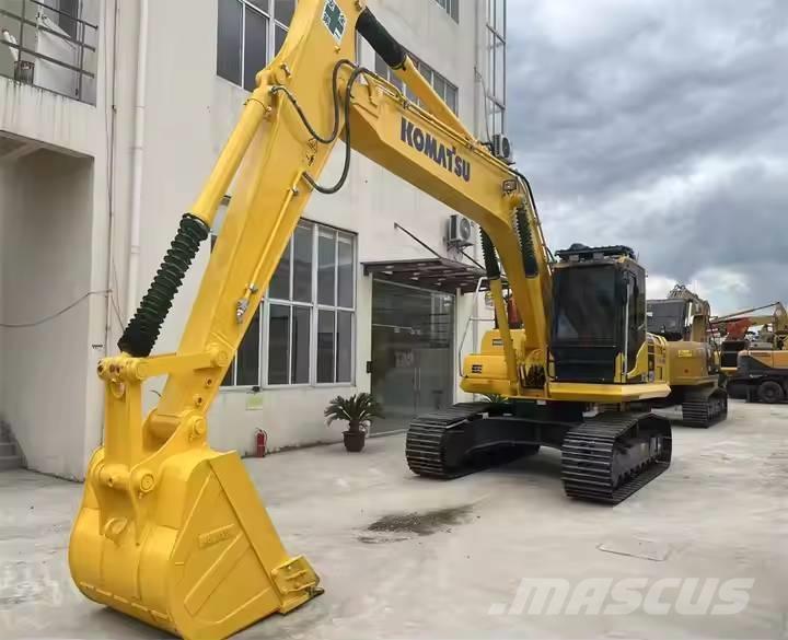 Komatsu PC220-8 Beltegraver