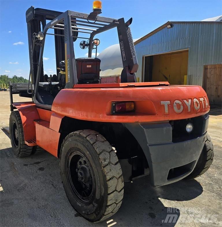 Toyota 605FD80 Gaffeltrucker - Annet