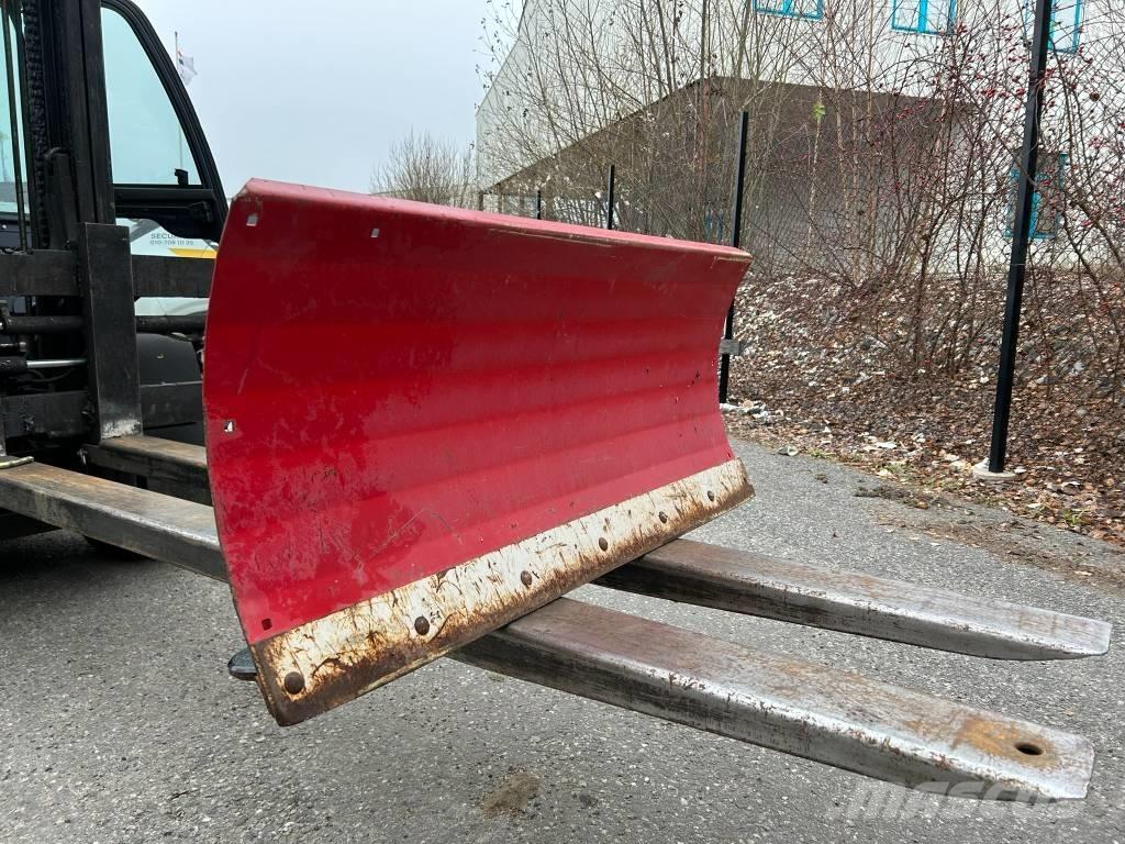 Ventrac KD482 Ploger