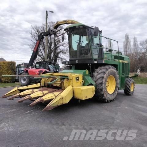 John Deere 6610 Selvdrevne fôrhøstere