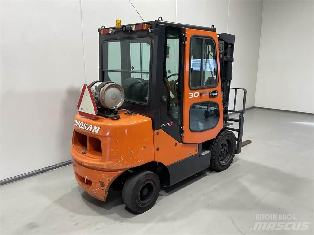 Doosan G30E-5 Propan trucker