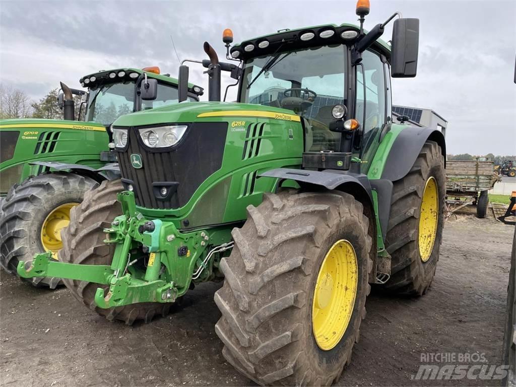 John Deere 6215R Traktorer
