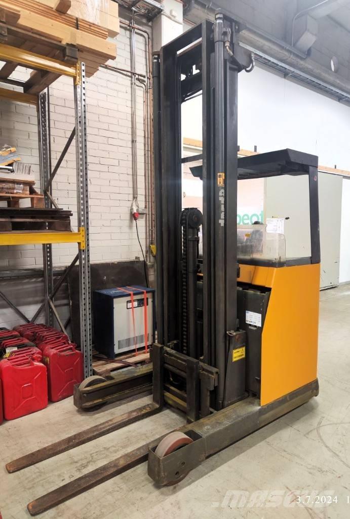 Atlet UNS 200 D Skyvemasttruck