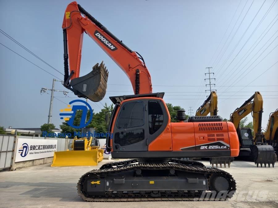 Doosan DX 225 LCA Beltegraver