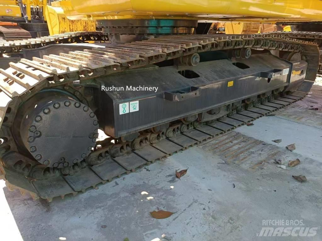 Komatsu PC 220-8 Beltegraver