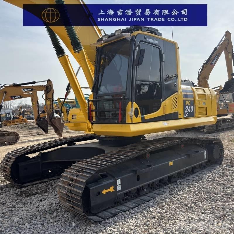 Komatsu PC 240 Beltegraver